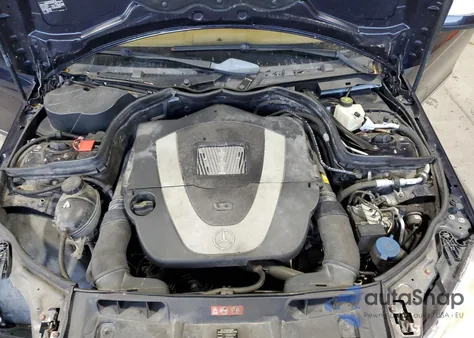 2008 Mercedes-Benz C 300 z USA, uszkodzony, nr VIN WDDGF54X58F041076